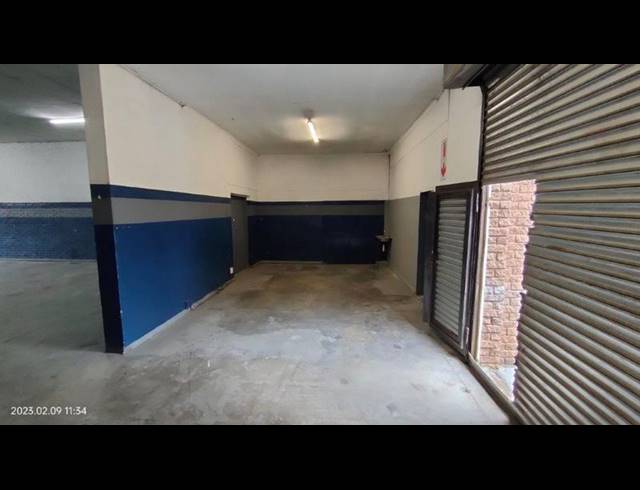 INDUSTRIAL PROPERTY TO RENT IN HALFWAY HOUSE